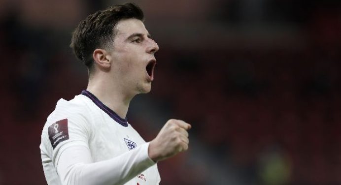 Euro 2020: Mason Mount and Ben Chilwell to isolate until June 28th