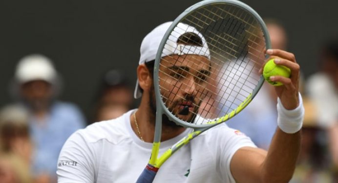 Matteo Berrettini shocks Zverev for biggest win of his career in Monte-Carlo